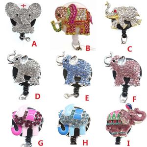 Hela nyckelringar blandar härliga barn Silver Multicolour Rhinestone Elephant Aniaml Infällbart ID Badge Reel Holder för Nurse251H