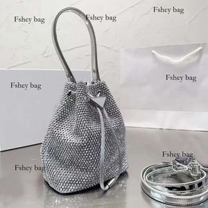 Bag designer diamant hink kvinnor handväska mode mini totes toppkvalitet glänsande roston lady axel kors body väska handväska damer koppling plånbok