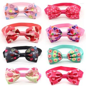 Odzież dla psów 30/50 PC Walentynki Pet Produkty Produkty Miłość w stylu serca psy Bowties krawat Accessoires Bow