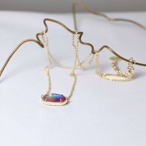 Projektant Kendras Scotts Biżuteria K Temperament Elisa eliptyczna geometryczna woda siedem kolorowy naszyjnik z muszli do damskiej biżuterii prosta i kolorowy obojczyk z powłoki