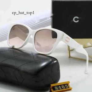 CC Solglasögon Fashion Designer CH Sun Glasses Retro Fashion Top Driving Outdoor UV Protection Oval Big Frame Pärl för kvinnors solglasögon med ruta 2155