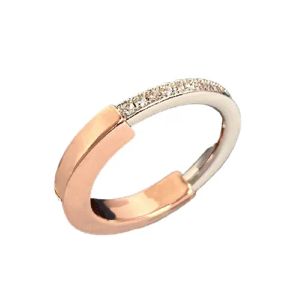 Designer Cluster Anéis Mens Luxo Jóias de Ouro T Mulheres Sliver Lock Band Anel Marca Anel de Promessa Prego Casal Anéis Jewerly Moda Ornamentos