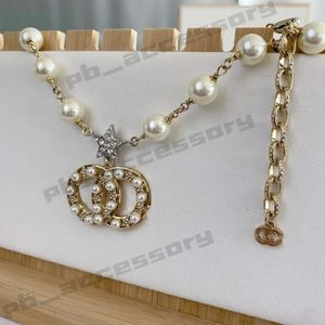 Drill the Pearl Necklace 18 Style Wholesale Luxury Designer Pendant Necklaces Brand Double Letterchain Plated Crysatl Rhinestone 567
