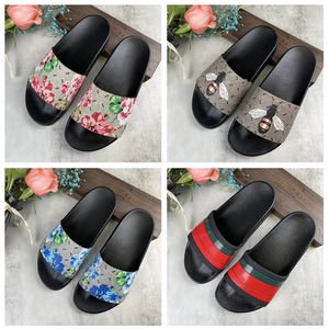 Designer Slide tofflor Kvinnor Geranium Men Sandal Quality Fashion Slippers Fashion Sandals Mens and Womens tofflor Flats Tistrar Designer Sandaler