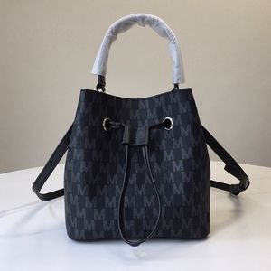 Tasarımcı Kovası Michael Bag Korse Kadın Kor Kor Khors Çanta Lüks Tote Kadın M Çantalar K CrossBody Tasarımcıları Alışveriş Yüksek Kaliteli Cercer Küçük Alışveriş Tote