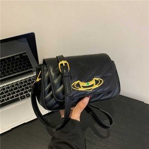 новая сумка Viviane Westwood с клапаном, дизайнерская сумка-мессенджер, новая модная сумка через плечо на одно плечо, маленькая сумочка 240123