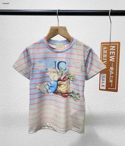 T-shirt per bambini di lusso Modello di coniglio per cartoni animati Abbigliamento per bambini Taglia 100-150 T-shirt in cotone per ragazza manica corta estiva per ragazzi design a righe Jan20