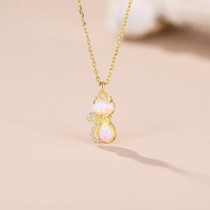 New Artificial Opal Cute Sier Necklace Micro-inlaid Moissanite Stone Kitten Clavicle Chain Jewelry