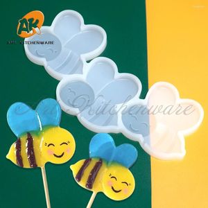 Baking Moulds 3 Hole Cute Bee Shape Lollipop Silicone Mold Candy Chocolate Fondant Mould DIY Epoxy Resin Model Cake Decorating Tools