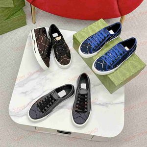 2024 new designer shoes tennis 1977 men sneakers women flat rubber sole trainer embroidered vintage canvas shoes designers shoes size 35-45 with box