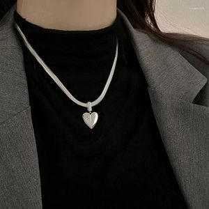 Wisiorki 925 Sterling srebrny geometryczny prosty naszyjnik na kształt serca dla kobiet zaręczyny