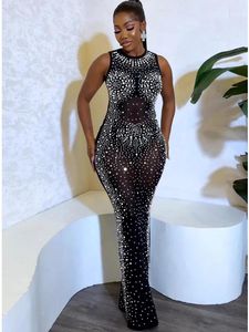 Casual Dresses Idress Women Rhinestone Birthday Party Sexig klubbnattkläder Se genom mesh ärmlös Bodycon Maxi Evening