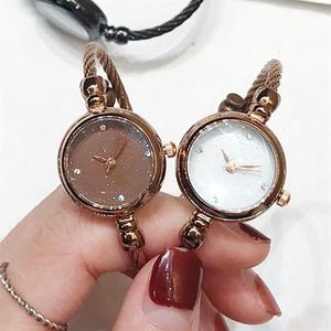 Kvinnor Small Watches Fashion Starry Sky Shine Diamond Elegant Ladies Quartz Bangle Armband Wristwatches296s