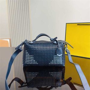 Siyah lüks çanta tek omuz çapraz vücut yastık çantası kadın tasarımcı çanta klasik çapraz çantalar moda çanta çanta satmak