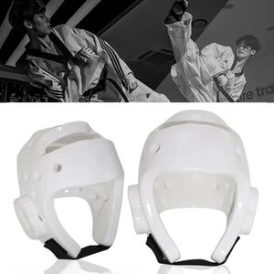 Professionell taekwondo -huvudskydd MMA -hjälm Muay Thai Boxing Taekwondo Karate Guard Head WTF Kickboxing 240122