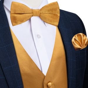 Luxury Solid Satin Suit Vest Bow Tie Set för män Pocket Square Business Dress Gold Waistcoat Mens Tuxedo Wedding 240119