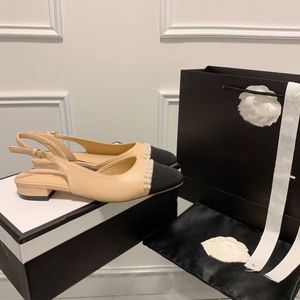 Dhgate ayakkabı tasarımcısı sandalet sandaletler elbise ayakkabıları Slingbacks kadınlar tıknaz yüksek topuk pompalar slaytlar düz deri çift kare ayak parti düğün şarkı 1770