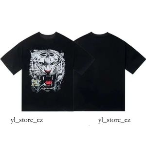 ARESTNT TSHIRT 디자이너 NEW MENS 여성 럭셔리 애니메이션 레터는 영국 패션 브랜드에서 느슨한 인기있는 대표적인 인기있는 셔츠 셔츠 그래픽 프린팅 표현 셔츠 1299