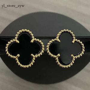 Four Leaf Clover 2024 Moda Klasik Sarkan Küpe Küpe Tasarımcısı Kadın Acate Annesi İnci Moissanit Elmas Damla Küpe Sevgililer Hediye 2577