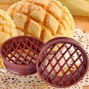 Baking Moulds Bread Pineapple Shaped Mold Pastry Cutter Dough Cookie Press Cake Biscuit Stamp Kitchen Tools