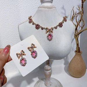 Ожерелье Серьги Набор Пудра в стиле рококо Весна и лето Элегантный французский изысканный бант