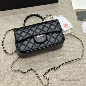 Designer mini CF bag 22bag New metal handle channell bag retro womens chain crossbody bag leather diamond patterned mask bag Chain single shoulder luxurys handbags