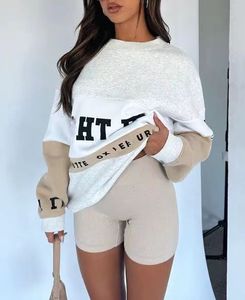 Designer Tracksuit White Foxes Hoodie Women Clothing Sets Two 2 Piece Set Women Men's Clothing Set Sporty Long Sleeved Pullover Hooded 12 Colours Spring Autumn 288