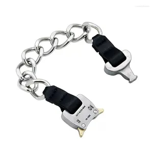 Kedjor 2024SS AlyX Accessories Armband Metal Button Hip Hop Fashion Men Women Chain Halsband Titanium Steel
