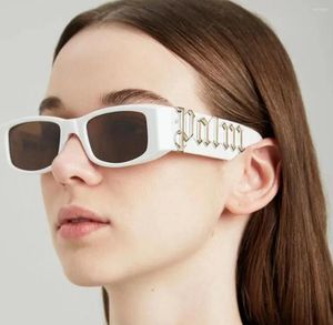 Женские дизайнерские солнцезащитные очки в стиле панк PALM Letters Fashion Black Frame Ins Хип-хоп Солнцезащитные очки Унисекс Женщины Мужчины на открытом воздухе уличные высококачественные очки для вождения