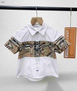 Brand Child Shirt Checker Splicing Design Kort ärm Baby Shirt Storlek 100-150 cm barn Designer Kläder Girls Boys Bluses Jan20