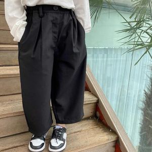 Byxor Spring and Summer Girls Lose Hip-Hop 2024 Black Pocket Baby Kids Casual Pants Barnkläder för