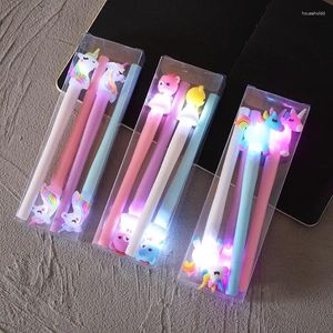 4st/Box Kawaii Bear Pony Unicorn Luminous Pen Stationery Söta gelpennor Skolan levererar 0,5 mm bläck svart kontorstillbehör