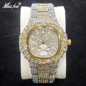 Altri orologi all'ingrosso della fabbrica orologio di lusso da uomo top brand di alta qualità orologio da polso con diamanti novità ghiacciato al quarzo bling orologio maschile regalo 2023 J240131