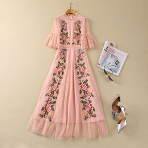 2024 Spring Pink Floral Hafdery Tiulle Sukienka 1/2 pół rękawu okrągła szyja panelowe sukienki midi Casual Sukienki S4J290118 Plus Size xxl