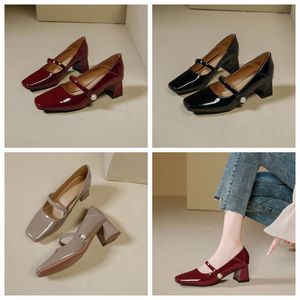 Sexy tacco alto nero sandali a malapena donna Rosalie slingback donna marrone cinturino con cinturino rosso lucido con suola tacco a spillo donna festa abito da sera scarpe