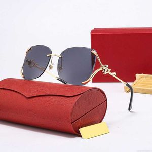 Sonnenbrille Mode Sonnenbrillen für Frauen Carti Designer-Brille Mann Klassische Metallrahmen-Ausschnittlinse Polaroid-Brille Farbverlauf Blau Sunshade Factory Großhandel mit