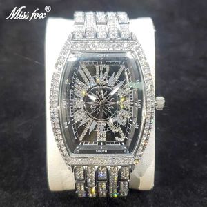 Altri orologi Classico 55mm quadrante nero orologio da polso da uomo famoso marchio diamante argento orologio al quarzo originale Ice Out lucido orologio impermeabile 2023 Nuovo J240131