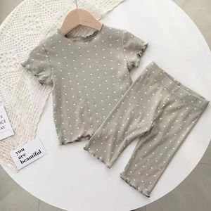 Kläderuppsättningar 2 3 4 5 6T Kids Girls Summer Tracksuit Child Baby Polka Dot Tryckt T-shirt Kort byxa 2-stycken Klädkammare passar Leisure Sport