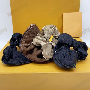 Elastik Bayan Scrunchies Saç Aksesuarları Tasarımcı Kafa Bandı Bağlar Lady Designer Saç Aksesuarları Classic Saç Kauçuk Bantlar Lüks Takı ZB119