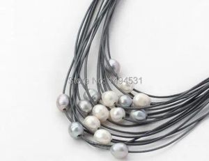 Collane Collana di perle multifilo 1.112 mm Bianco Grigio Multicolor Perle d'acqua dolce Collana in pelle Chiusura magnetica Gioielli da donna