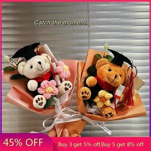 Dekorativa blommor Mini Graduation Flower Bouquet Artificial Crochet Bear Wedding Party Decor Mors dag Alla hjärtans gåva