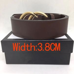 Luxury Belt Leather Brown Designer äkta mänbälten för kvinnor Mens Cintura Black Gold Bucket Smooth Classic Gift YY