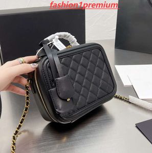 Toptan Klasik Dilgie Vanity Case Toates Çanta Cavyon Calfskin Deri Lüks Tasarımcı Kaptan Eklenen Altın Metal Çanta Çift fermuarlı Crossbody Kozmetik Sadelik