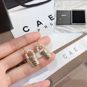 Earrings Luxury Gold Plated Stud Earrings Fashion Love Gifts Jewelry Women New Boutique Pearl Lock Earrings Box Packaging Women Charm Jewelry Earring