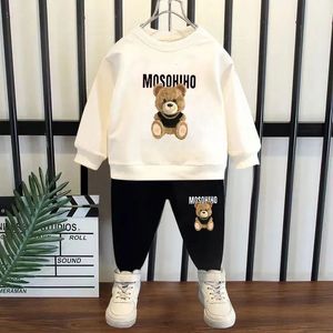 Barnkläder Sweatshirt Bear Set Mother Kids Baby Boy Clothing Girl Suits 2st Toddler Cotton Long Hermes Pants Outfits 240131