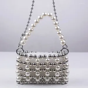 Borse da sera Borsa a mano con perline in argento di alta qualità Borsa a tracolla mini bocca da donna con catena di cristallo intrecciata a mano personalizzata di moda