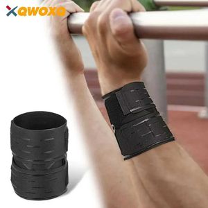 Suporte de pulso 1 PCS Esportes Envoltórios de compressão de pulso Suporte de pulso Cinta para fitness Levantamento de peso Basquete Alívio da dor no pulso Homens Mulheres YQ240131