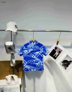 Luxo criança camisa de manga curta camisa do bebê tamanho 100-150 cm crianças roupas de grife gradiente azul listras meninas meninos blusas jan20
