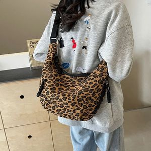 Vintage African Style Leopard Canvas Hobo Bag Women Large Multi-Layer Crossbody Bag Wheat Zipper Shopping Shoulder Bag 240823