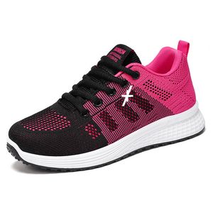 Gai Gai 2024 Mężczyźni Buty Athletic Buty Sneakers Black White Gai Mens Womens Outdoor Sports Trainers786048